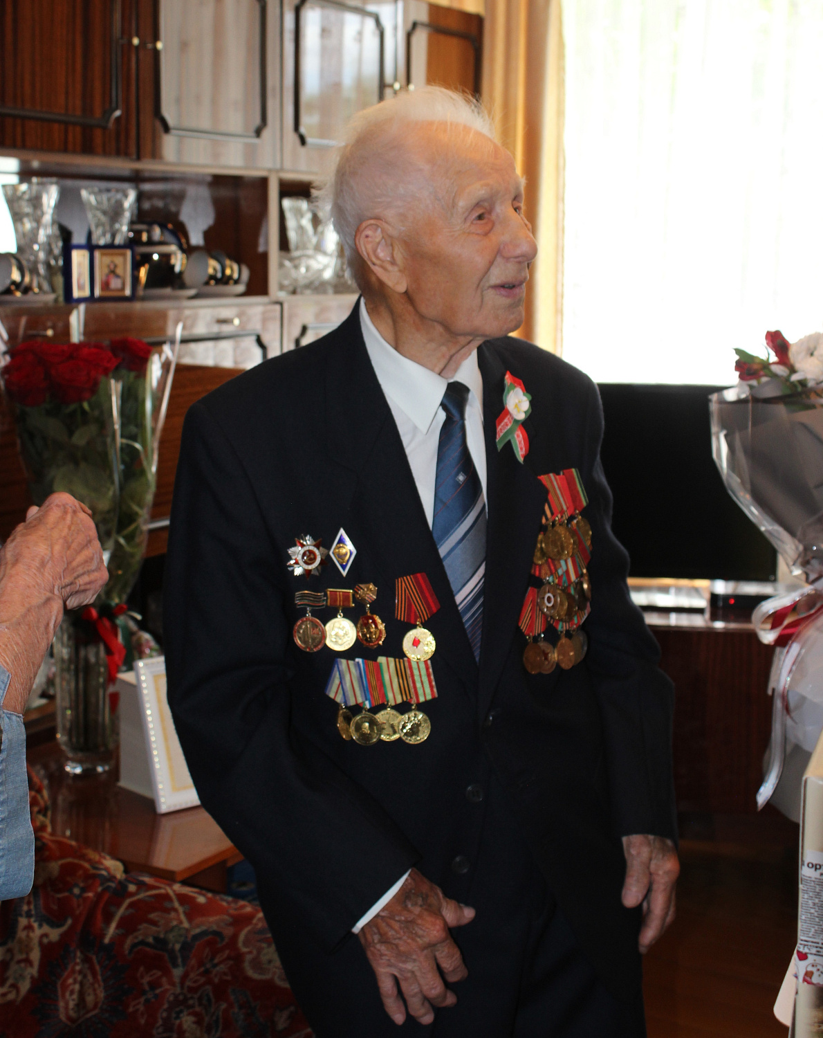 100 ГАДОЎ МУДРАСЦІ, ПРАЦЫ І МУЖНАСЦІ